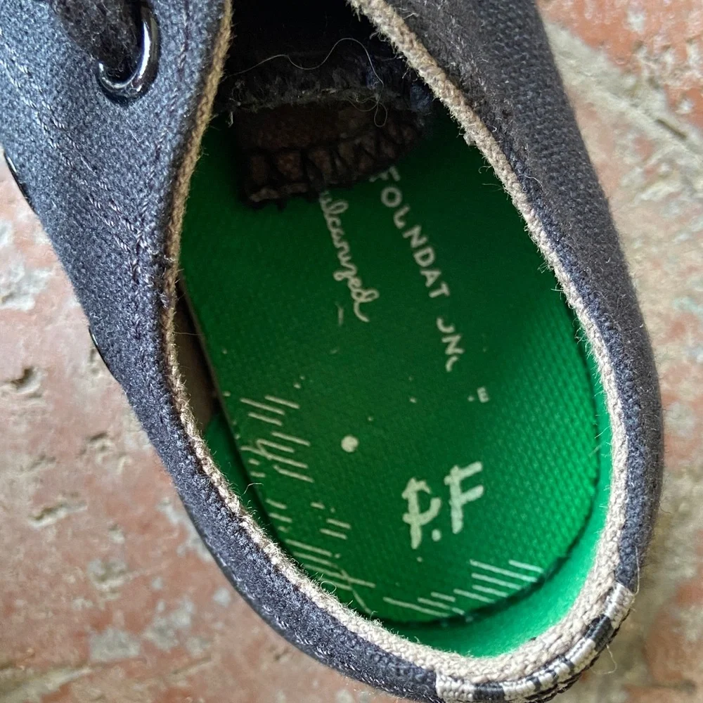 NBW P.F. Flyers Kids Black Canvas Sneakers - Picture 2 of 9
